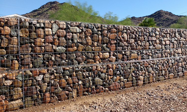 Gabion retaining wall